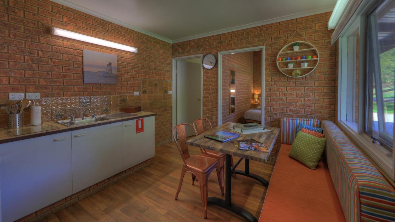 Big4 Porepunkah Holiday Park Bright Exterior foto